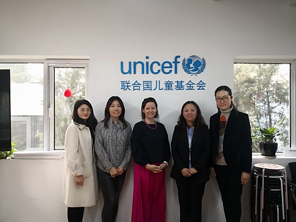 UNICEF合影 -600.jpg